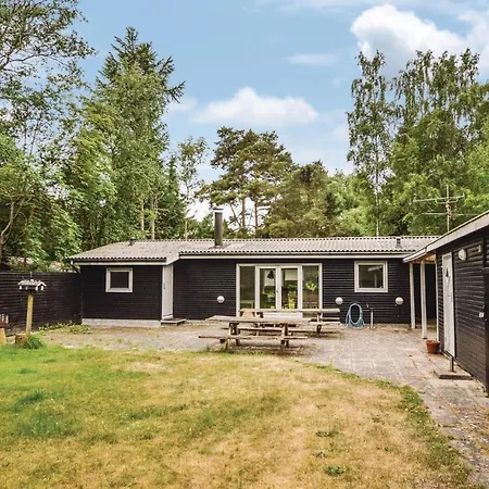 Holiday home Three Bedroom Holiday In Rorvig Asnaes